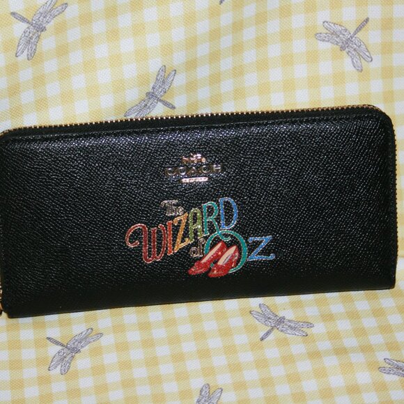 Coach Wizard of Oz Wallet - NIB Limited Edition - Picture 3 of 9